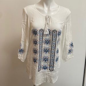 Solitaire White and Blue Embellished Tunic with Tie Front